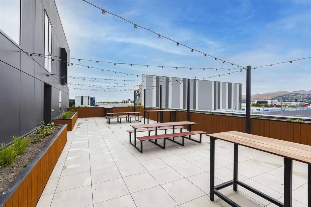 2 Bedrooms Apprtmt Plus Underground Parking In Cbd Christchurch Luaran gambar